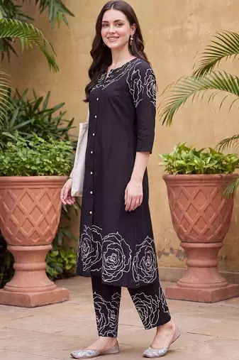 women floral printed regular cotton kurta with trousers