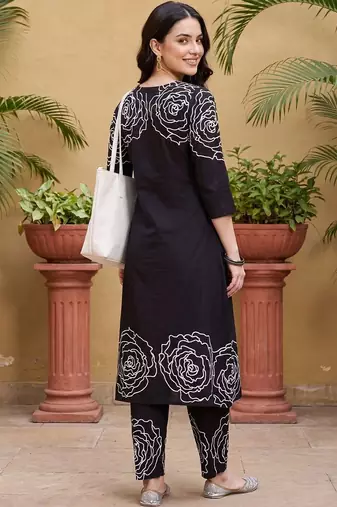 women floral printed regular cotton kurta with trousers