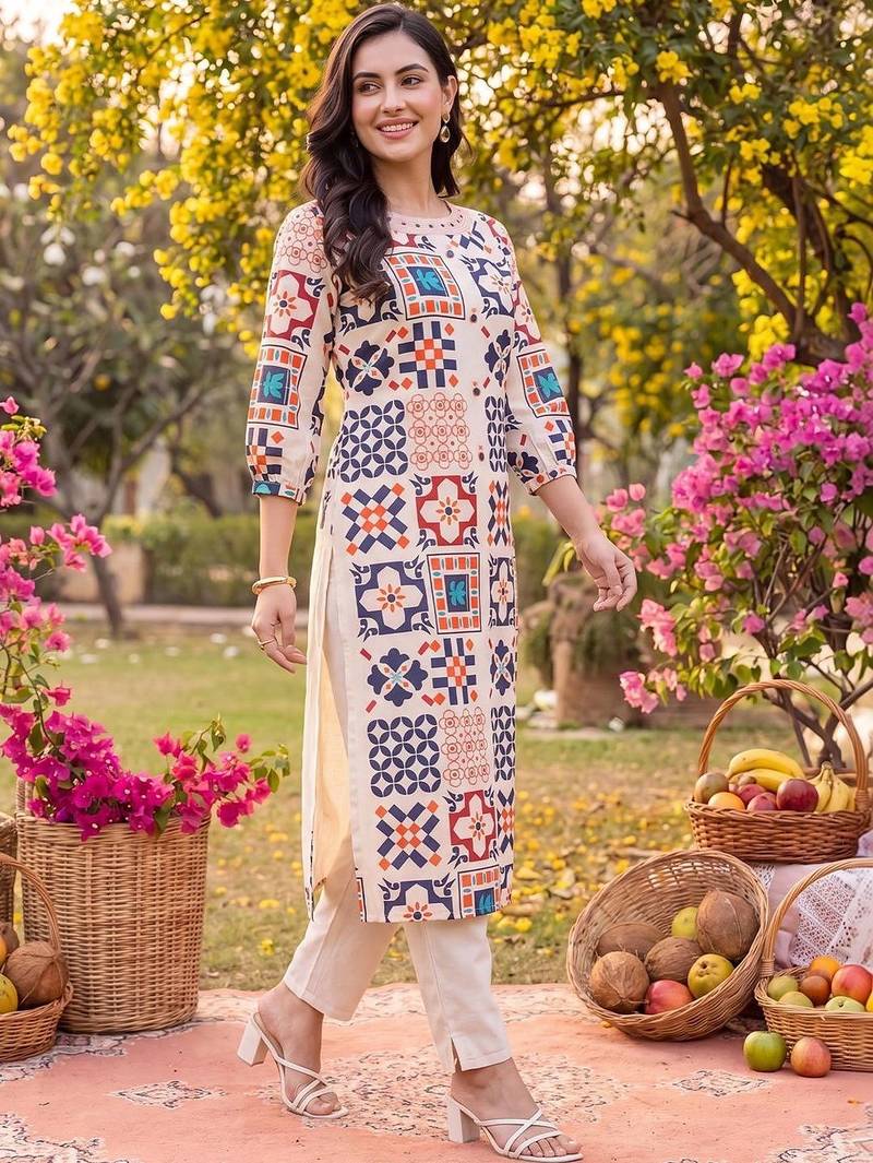 women printed regular kurta with trousers