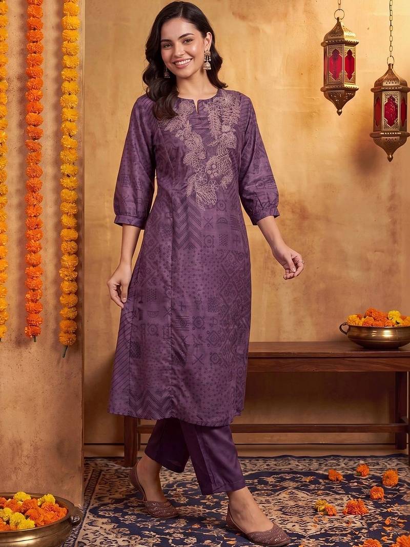 women ethnic motifs printed regular thread work kurta with trousers