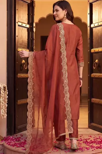 women floral embroidered regular liva kurta with trousers & with dupatta