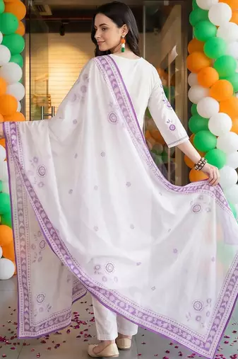 women floral embroidered regular thread work cotton kurta with trousers & with dupatta