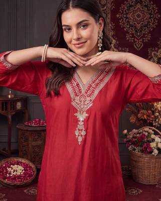 women ethnic motifs embroidered regular thread work liva kurta with trousers & with dupatta 5