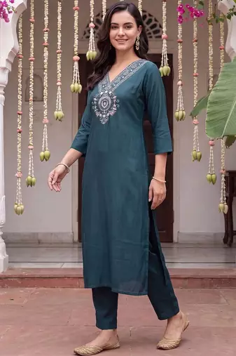 women ethnic motifs embroidered regular thread work kurta with trousers