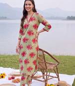 women floral printed regular cotton kurta with trousers