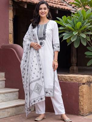 women ethnic motifs embroidered regular mirror work cotton kurta with trousers & with dupatta 1