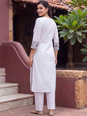 women ethnic motifs embroidered regular mirror work cotton kurta with trousers & with dupatta 5