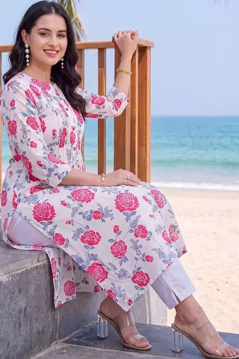 women floral printed regular cotton kurta with trousers