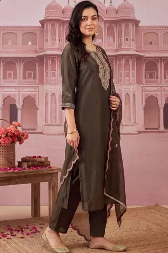 women ethnic motifs embroidered regular thread work liva kurta with trousers & with dupatta