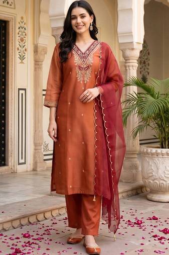 women ethnic motifs embroidered regular thread work kurta with trousers & with dupatta