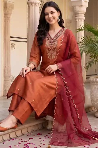 women ethnic motifs embroidered regular thread work kurta with trousers & with dupatta