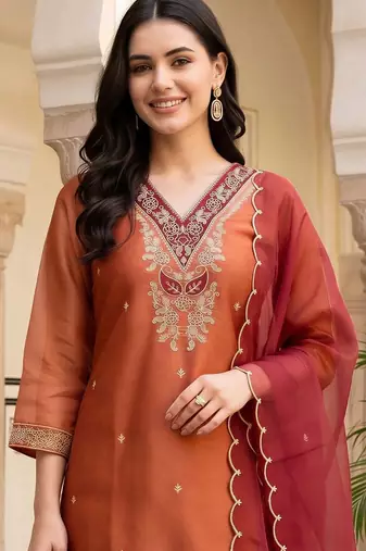 women ethnic motifs embroidered regular thread work kurta with trousers & with dupatta