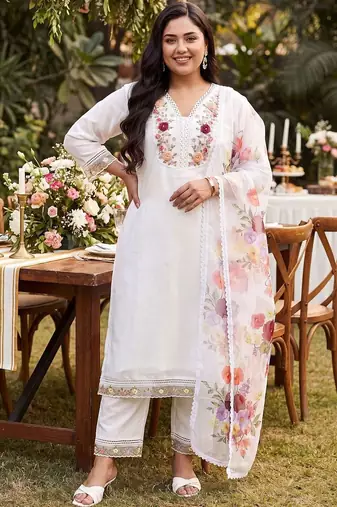 women floral embroidered regular beads and stones kurta with trousers & with dupatta