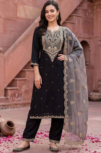 women ethnic motifs embroidered regular thread work kurta with trousers & with dupatta