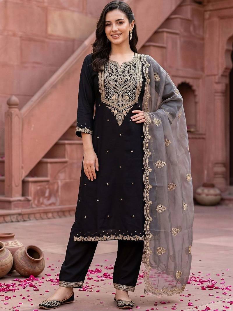 women ethnic motifs embroidered regular thread work kurta with trousers & with dupatta
