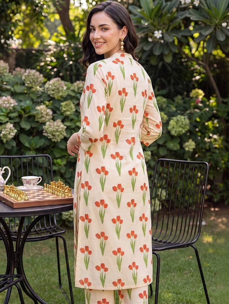 women floral printed regular cotton kurta with trousers
