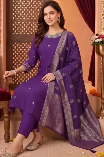 women ethnic motifs embroidered regular kurta with trousers & with dupatta
