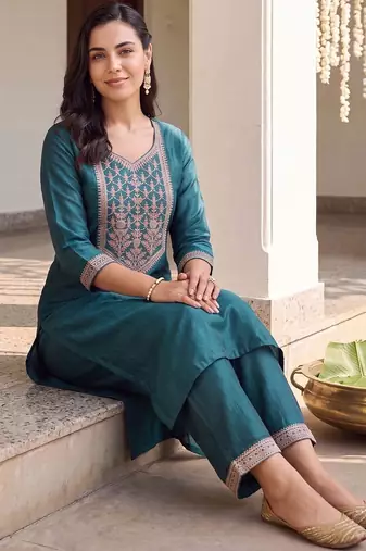 women ethnic motifs embroidered regular thread work liva kurta with palazzos