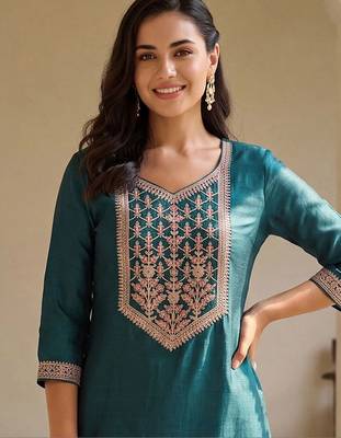 women ethnic motifs embroidered regular thread work liva kurta with palazzos 5