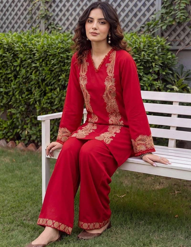 women ethnic motifs embroidered regular thread work kurta with palazzos