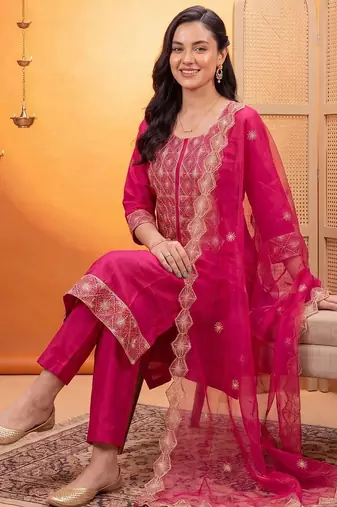 women ethnic motifs embroidered regular thread work kurta with trousers & with dupatta