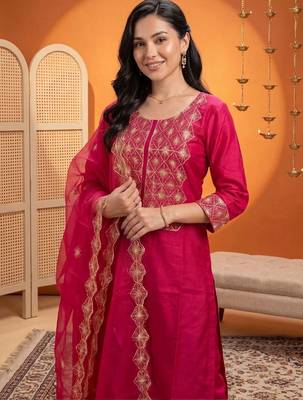 women ethnic motifs embroidered regular thread work kurta with trousers & with dupatta 6