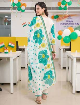 women floral printed regular cotton kurta with trousers & with dupatta 6