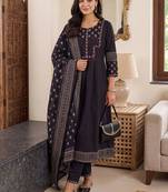 women ethnic motifs embroidered regular thread work cotton kurta with trousers & with dupatta