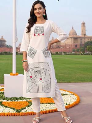 women printed regular cotton kurta with trousers 1