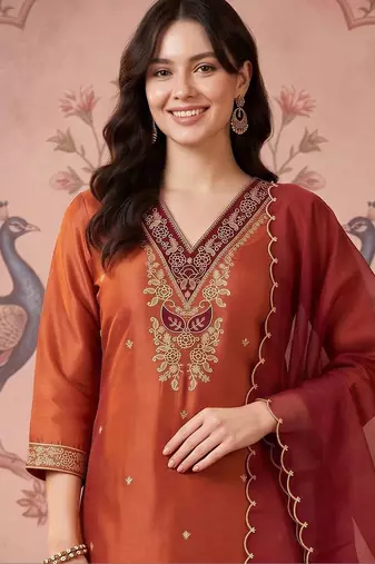 women ethnic motifs embroidered regular thread work kurta with trousers & with dupatta