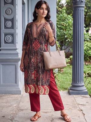 women ethnic motifs printed regular cotton kurta with trousers 2