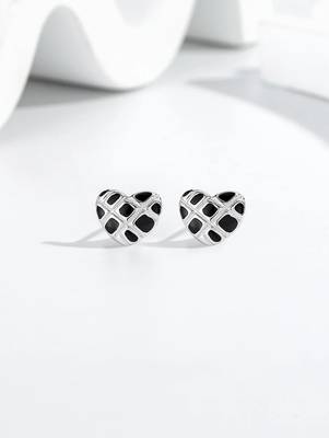 Pure 925 silver black velvet heart stud earrings for women 1
