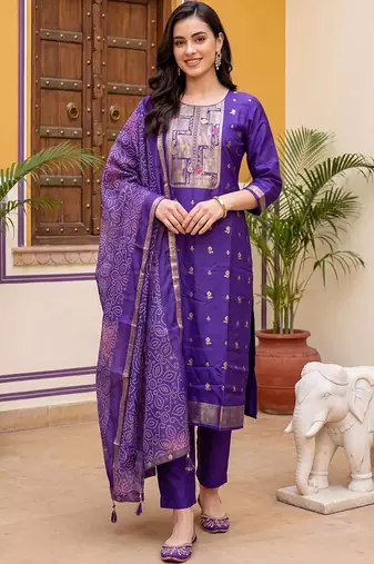 women ethnic motifs embroidered regular kurta with trousers & with dupatta