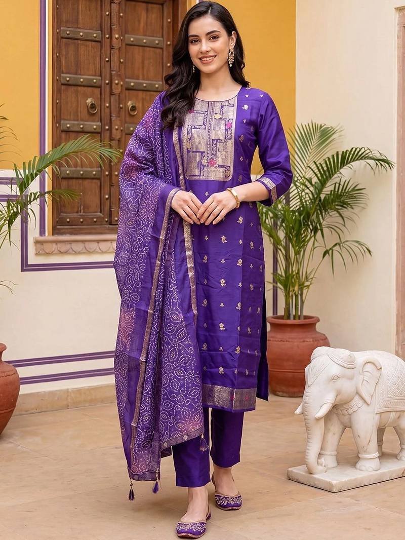 women ethnic motifs embroidered regular kurta with trousers & with dupatta