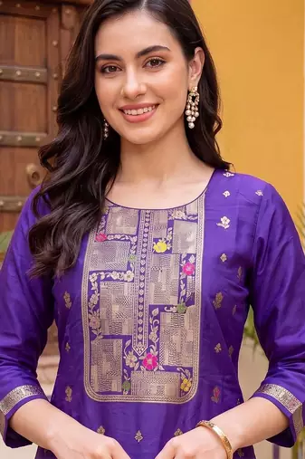 women ethnic motifs embroidered regular kurta with trousers & with dupatta