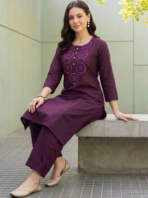 women ethnic motifs regular thread work kurta with palazzos 5