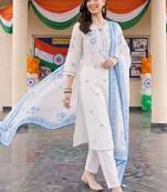 women floral embroidered regular thread work cotton kurta with trousers & with dupatta