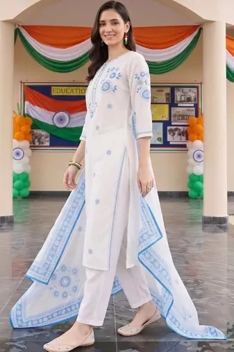 women floral embroidered regular thread work cotton kurta with trousers & with dupatta