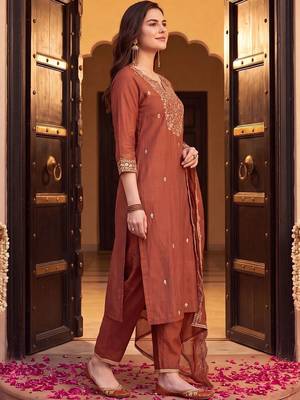 women ethnic motifs embroidered regular thread work liva kurta with trousers & with dupatta 4