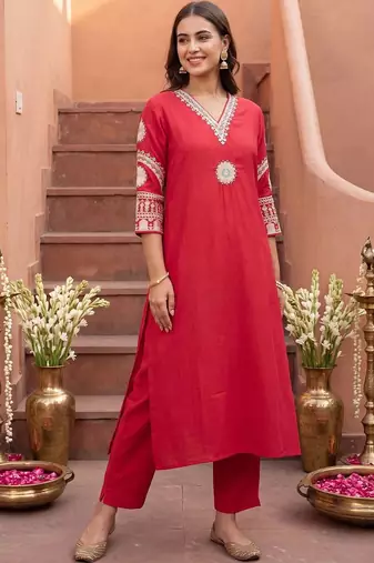 women ethnic motifs embroidered regular thread work kurta with trousers