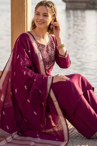 women ethnic motifs embroidered regular thread work kurta with trousers & with dupatta