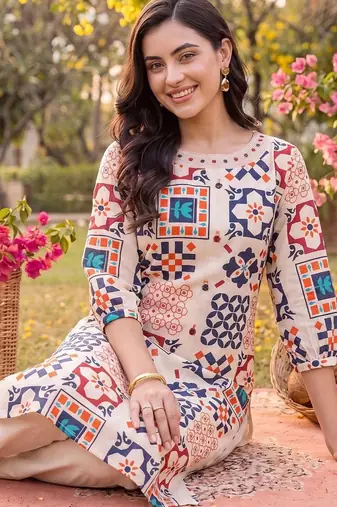 women ethnic motifs printed regular kurta with trousers