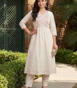 women floral embroidered empire thread work cotton kurta with trousers