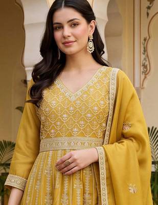 women floral embroidered empire thread work kurta with palazzos & with dupatta 2