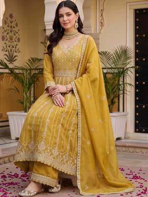 women floral embroidered empire thread work kurta with palazzos & with dupatta 5