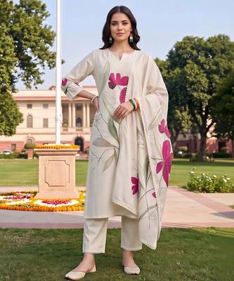 women floral printed regular kurta with trousers & with dupatta 1
