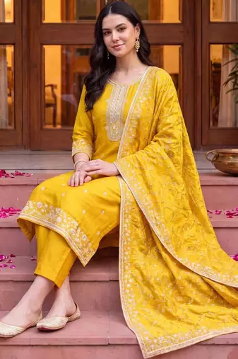 women ethnic motifs embroidered regular thread work kurta with trousers & with dupatta