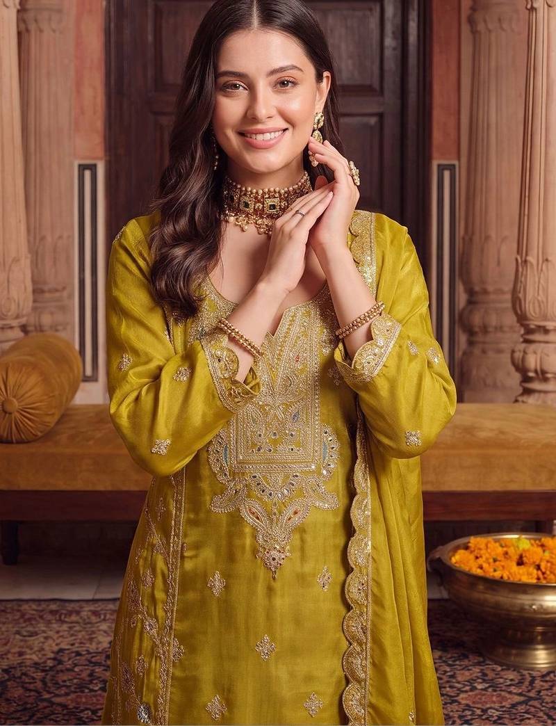 women ethnic motifs embroidered regular thread work kurta with palazzos & with dupatta