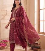 women ethnic motifs embroidered regular kurta with trousers & with dupatta