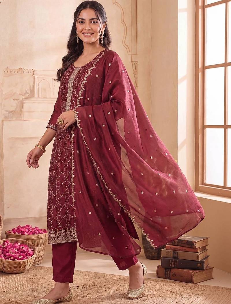 women ethnic motifs embroidered regular kurta with trousers & with dupatta